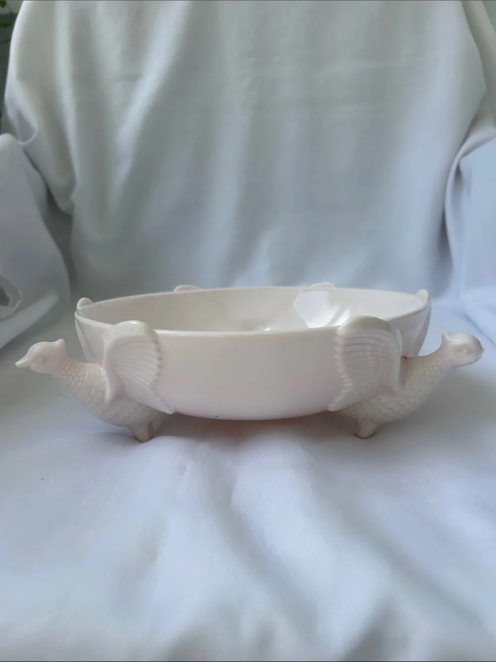 Vintage Jeannette Glass Shell Pink Milk Glass Circa 1957-1959